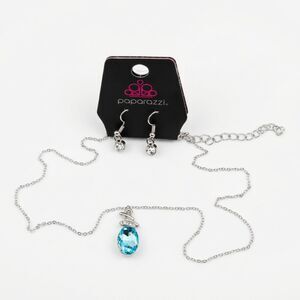 Paparazzi "Diamonds for Days" Teal Blue Rhinestone Silver Necklace Earrings Set
